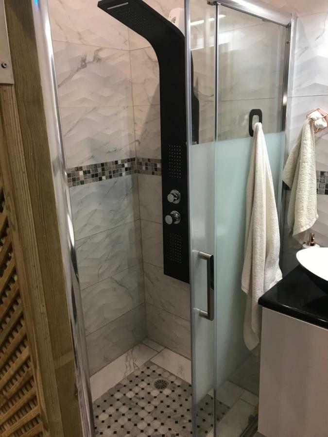 Guest House Gabriela Keratea المظهر الخارجي الصورة
