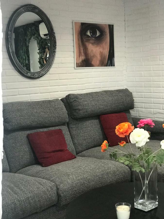Guest House Gabriela Keratea المظهر الخارجي الصورة